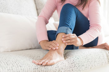 Ankle pain treatment in the Orleans County, LA: New Orleans, St. Bernard County: Chalmette, Plaquemines Parish: Bella Chasse and Jefferson County: Metairie, Kenner, Harvey, Terrytown, Gretna, Woodmere, Waggaman, Timberlane, Harahan areas